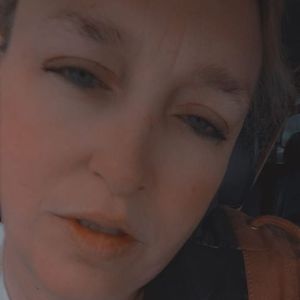 Meet your Posher, Chastity